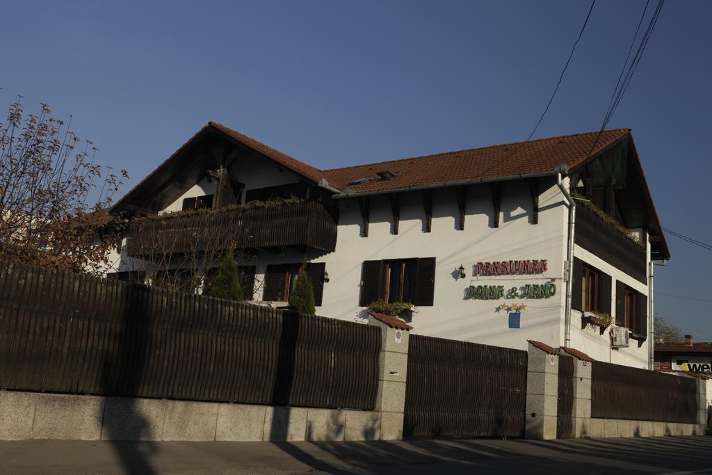 Pensiunea Doina & Jeno Târgu-Mureş Exterior foto