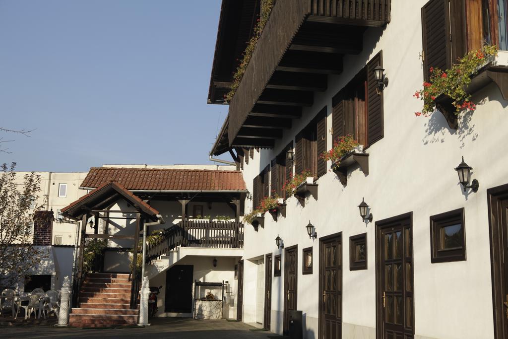 Pensiunea Doina & Jeno Târgu-Mureş Exterior foto